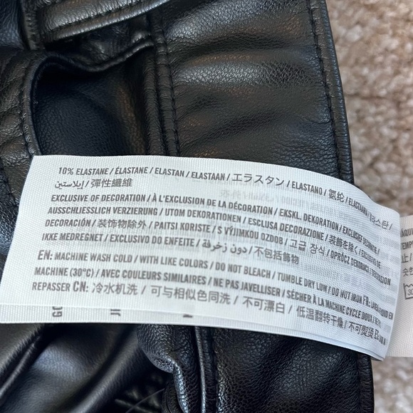 Abercrombie and Fitch Ankle Straight Ultra High Rise Vegan Leather Pants Size 27 - Picture 14 of 15